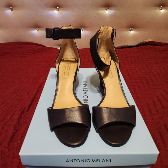 Women's size 7 Navy Ankle-Strap Wedges - Picture 2 of 4